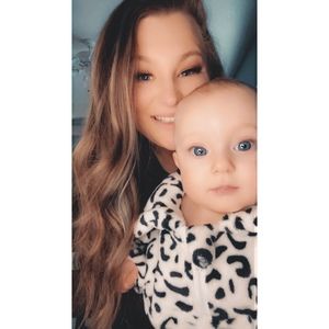 Meet your Posher, Rebecca